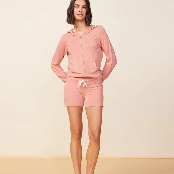 NWT, Monrow, Supersoft full zip hoodie with kangaroo pockets in coral - Picture 3 of 9